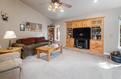 20905 Clear View Court Bend OR 97702