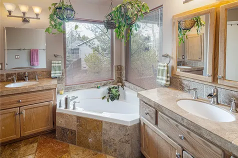 20905 Clear View Court Bend OR 97702