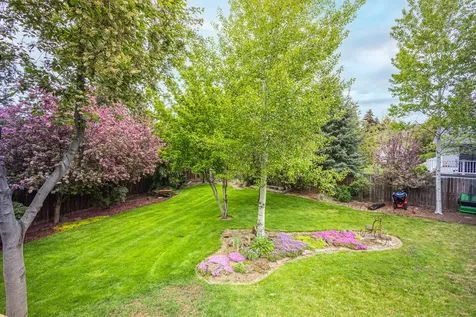 20905 Clear View Court Bend OR 97702