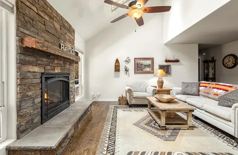 20905 Clear View Court Bend OR 97702