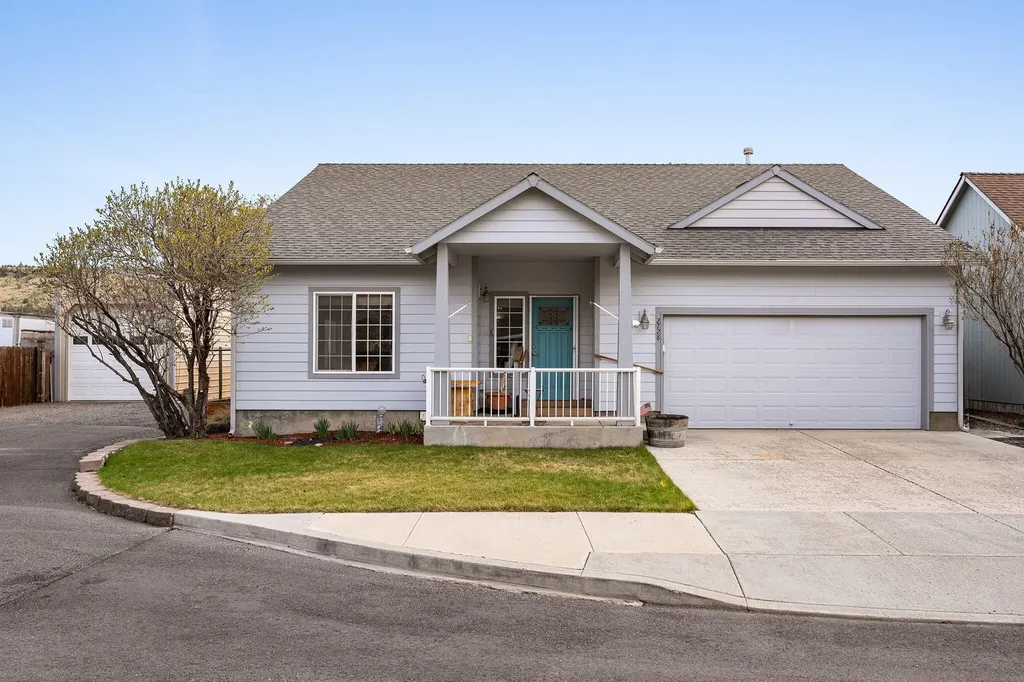 2728 NE Carriage Lane Prineville OR 97754