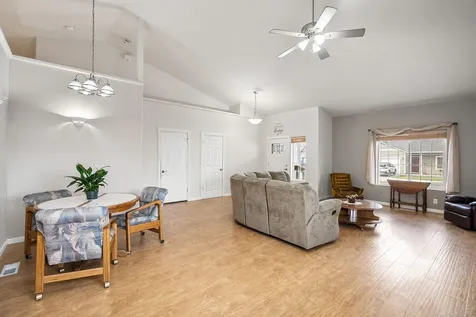 2728 NE Carriage Lane Prineville OR 97754
