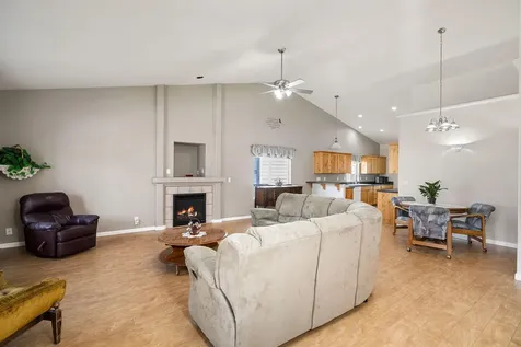 2728 NE Carriage Lane Prineville OR 97754