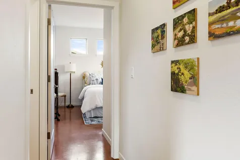 122 Dunn Circle Ashland OR 97520