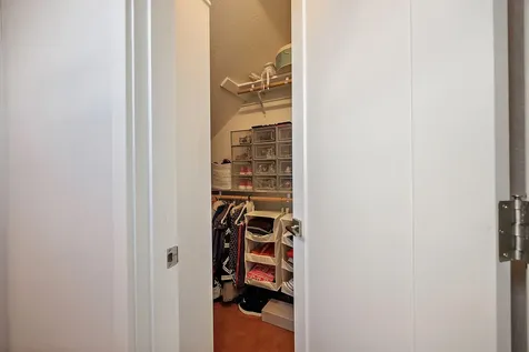 122 Dunn Circle Ashland OR 97520