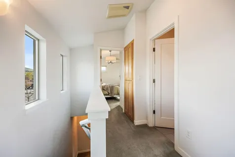 122 Dunn Circle Ashland OR 97520