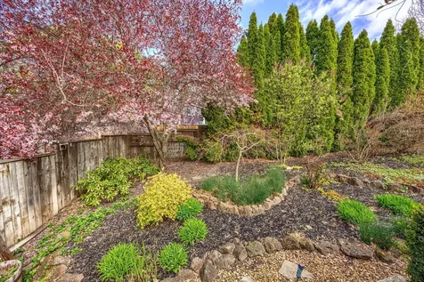 539 N Barneburg Road Medford OR 97504