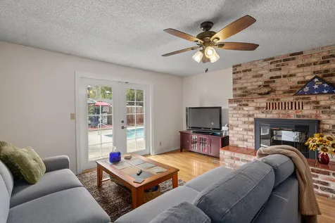 811 Lark Ellen Way Grants Pass OR 97527