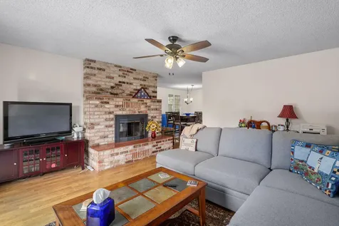 811 Lark Ellen Way Grants Pass OR 97527