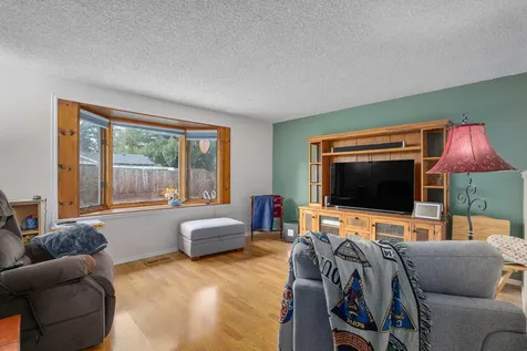 811 Lark Ellen Way Grants Pass OR 97527