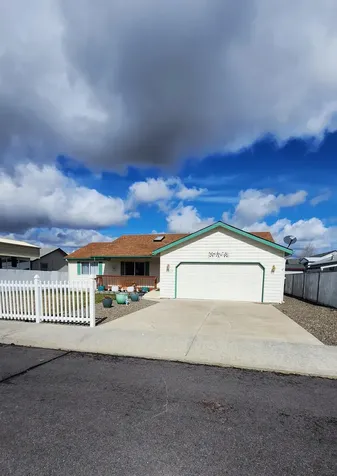 1217 SE 4th Street Prineville OR 97754