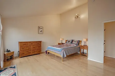 339 Ravenwood Place Ashland OR 97520