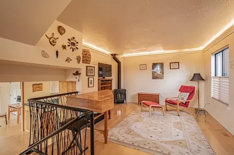 339 Ravenwood Place Ashland OR 97520