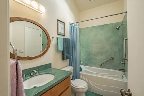 339 Ravenwood Place Ashland OR 97520