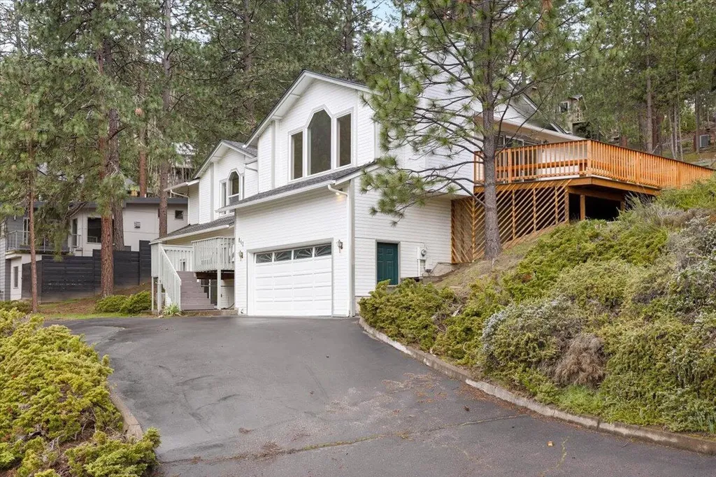 843 Morton Street Ashland OR 97520