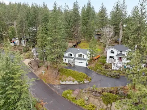 843 Morton Street Ashland OR 97520