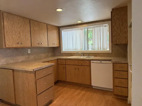 1741 Hope Street Klamath Falls OR 97603