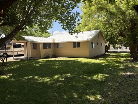 1741 Hope Street Klamath Falls OR 97603