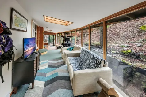 1206 Linda Avenue Ashland OR 97520
