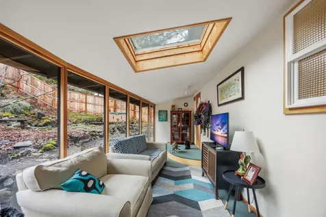 1206 Linda Avenue Ashland OR 97520