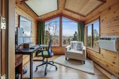 1206 Linda Avenue Ashland OR 97520