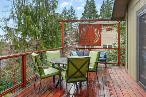 1206 Linda Avenue Ashland OR 97520