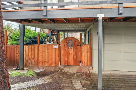 1206 Linda Avenue Ashland OR 97520