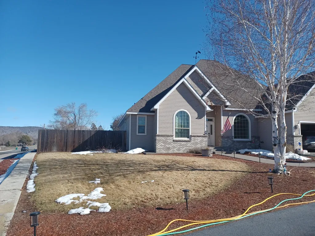 7122 Hager Lane Klamath Falls OR 97603