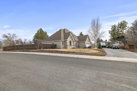 7122 Hager Lane Klamath Falls OR 97603