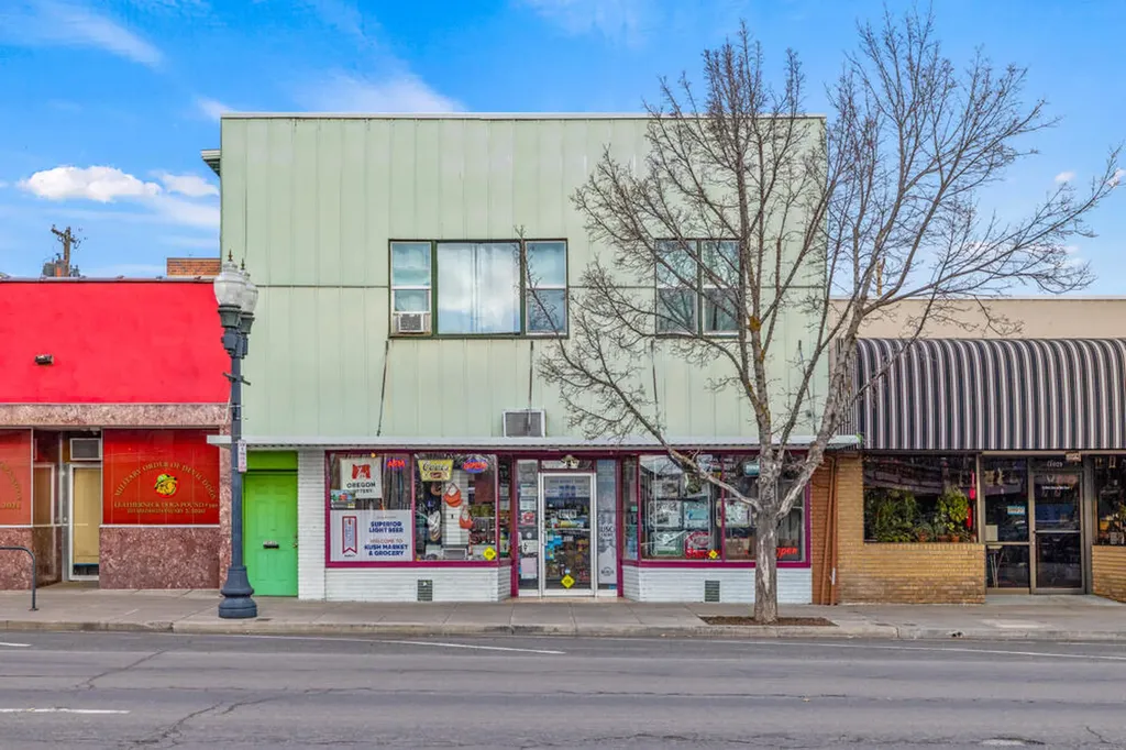 1023 Main Street Klamath Falls OR 97601
