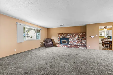 1679 Virginia Lane Grants Pass OR 97527