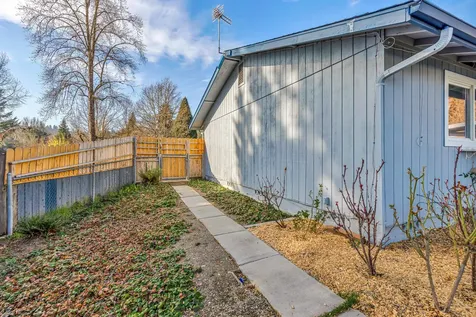 1679 Virginia Lane Grants Pass OR 97527