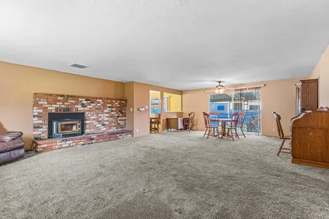 1679 Virginia Lane Grants Pass OR 97527