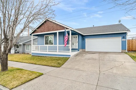 125 NW Antler Loop Redmond OR 97756