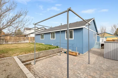 125 NW Antler Loop Redmond OR 97756