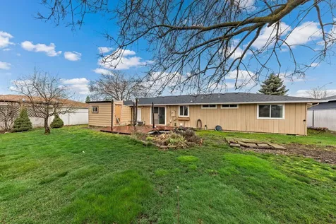 2760 Terrmont Street White City OR 97503