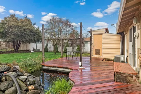 2760 Terrmont Street White City OR 97503