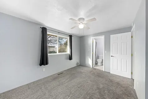 2760 Terrmont Street White City OR 97503
