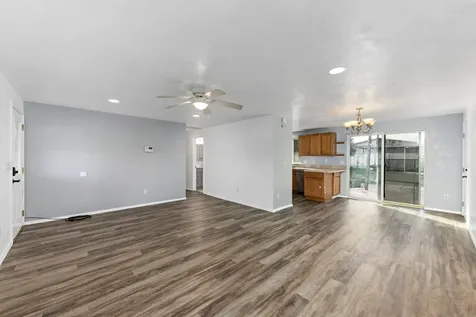 2760 Terrmont Street White City OR 97503