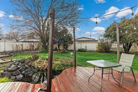 2760 Terrmont Street White City OR 97503