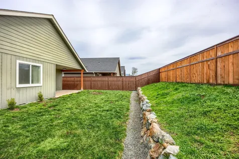 2771 Esther Lane Grants Pass OR 97527