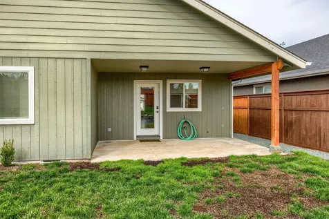 2771 Esther Lane Grants Pass OR 97527