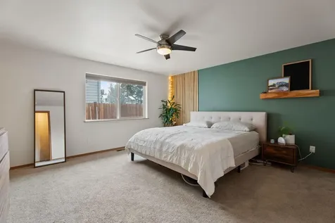 1040 SW Silver Lake Boulevard Bend OR 97702