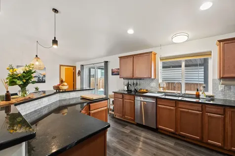 1040 SW Silver Lake Boulevard Bend OR 97702