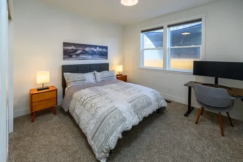 783 NW 13th Street Redmond OR 97756