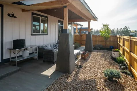 783 NW 13th Street Redmond OR 97756