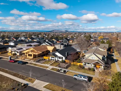 783 NW 13th Street Redmond OR 97756