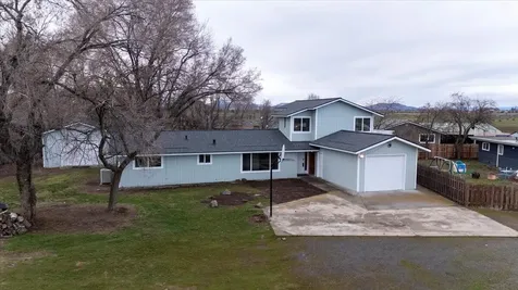 1043 NW Golf Course Drive Madras OR 97741
