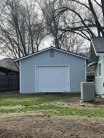 1043 NW Golf Course Drive Madras OR 97741