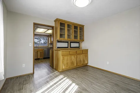 1821 Cascadia Circle Medford OR 97504